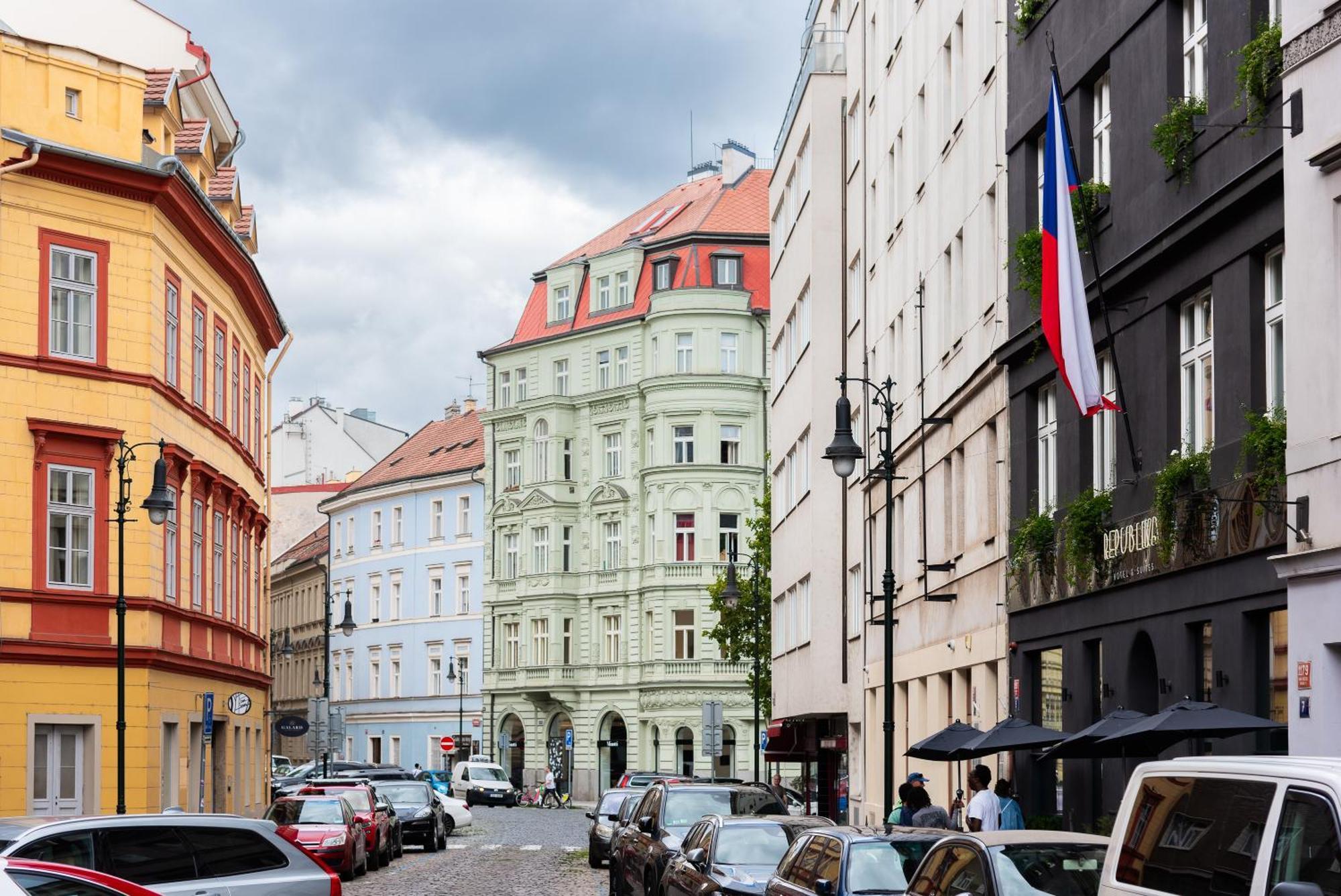 4 Elements Apartments Prague Exterior photo